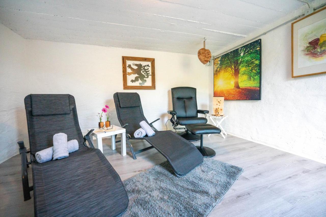 Ferienhaus Treissmann An Der Weinstrasse 루트스카치 외부 사진