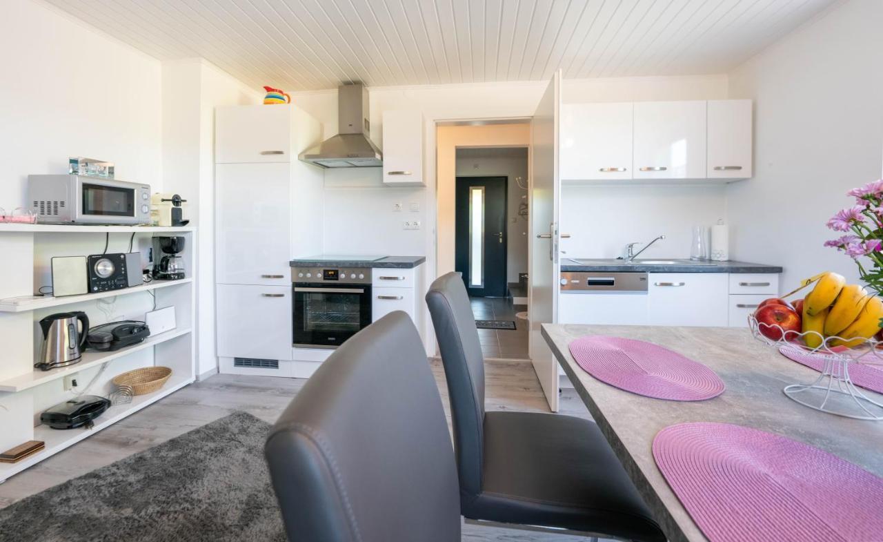 Ferienhaus Treissmann An Der Weinstrasse 루트스카치 외부 사진