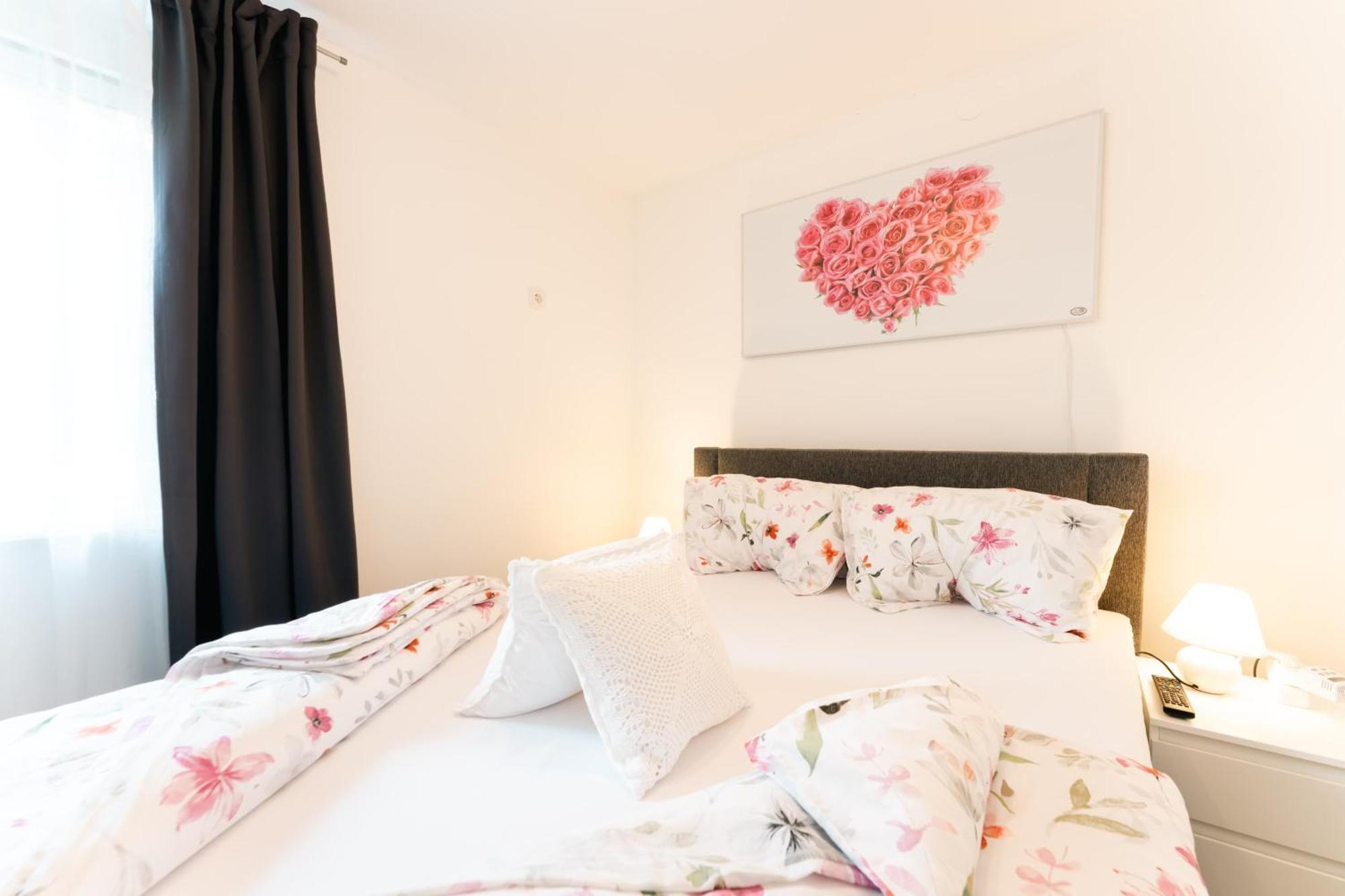 Ferienhaus Treissmann An Der Weinstrasse 루트스카치 외부 사진